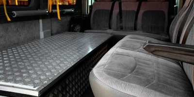 Пежо белый катафалк