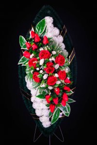 Венок ручной работы